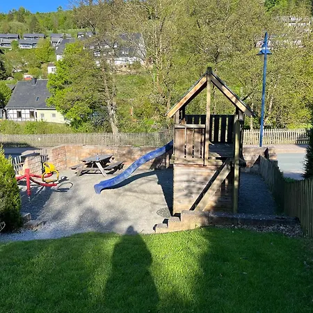 Appartement Sonnentraum - 95qm, 3 Schlafzimmer, 3 Baeder, Balkon & Bergblick